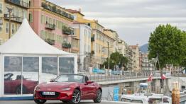 Mazda MX-5 IV Soul Red (2015) - widok z przodu