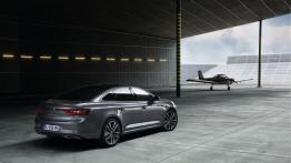 Renault Talisman (2016) - widok z tyłu