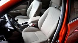 Ford C-MAX II Grand C-MAX 1.6 EcoBoost 150KM - galeria redakcyjna - fotel kierowcy, widok z przodu
