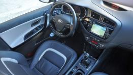 Kia ceed II - galeria redakcyjna - kokpit