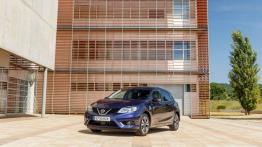 Nissan Pulsar (2014) - widok z przodu