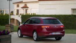 Seat Leon ST 4Drive (2014) - widok z tyłu