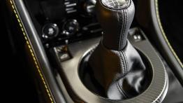Aston Martin V8 Vantage N430 (2014) - skrzynia biegów
