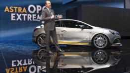 Opel Astra OPC EXTREME (2014) - oficjalna prezentacja auta
