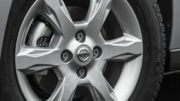 Nissan Almera 2013 - koło