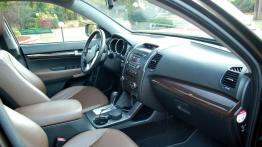 Kia Sorento II SUV 2.2 CRDi 197KM - galeria redakcyjna - pełny panel przedni