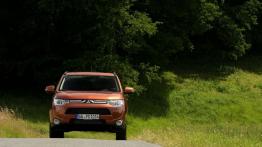 Mitsubishi Outlander III - widok z przodu