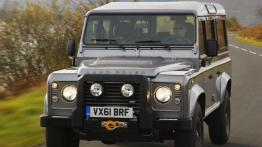 Land Rover Defender 2012 - widok z przodu