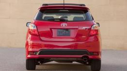 Toyota Matrix 2011 - tył - reflektory włączone