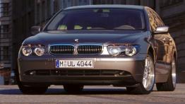 BMW Seria 7 E66 - widok z przodu