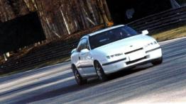 Opel Calibra - widok z przodu