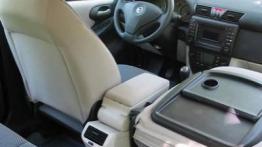 Fiat Stilo 1.9 JTD Active (115 KM) - widok ogólny wnętrza z przodu