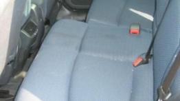 Fiat Stilo Multi Wagon 1.9 JTD Dynamic - tylna kanapa