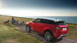 Land Rover Evoque - wersja 5-drzwiowa - widok z tyłu