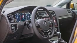 Volkswagen Golf 1.4 TSI - nowy czy tylko odkurzony? 