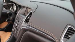 Opel Cascada - piękny kabriolet z polskiej fabryki