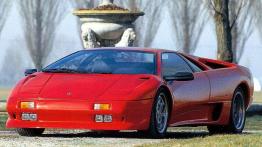 Wściekły byk - dzieło Ferruccio Lamborghiniego, wściekłego rolnika