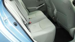 Zmusza do przemyśleń - Toyota Prius Plug-in Hybrid