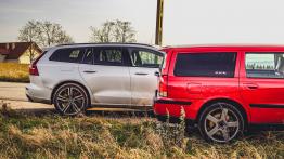 Volvo V60 2.0 T8 Twin Engine 390 KM - galeria redakcyjna  - prawy bok