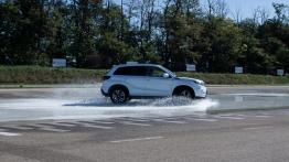 Suzuki Vitara 1.4 BoosterJet 140 KM - galeria redakcyjna  - prawy bok