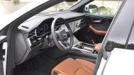 Audi Q8 - galeria redakcyjna - widok ogólny wn?trza z przodu