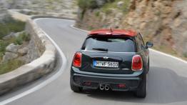 Mini John Cooper Works 2015 - widok z tyłu
