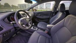 Kia Rio III 5d Facelifting (2016) - wersja amerykańska - widok ogólny wnętrza z przodu