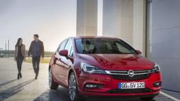 Opel Astra K Hatchback 5d (2016) - widok z przodu