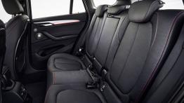 BMW X1 II xDrive25i (2016) - tylna kanapa