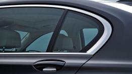 BMW serii 7 G12 750Li xDrive (2016) - bok - inne ujęcie