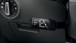 Skoda Superb III Combi (2015) - manetka do sterowania tempomatem