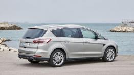 Ford S-Max II EcoBoost (2015) - widok z tyłu