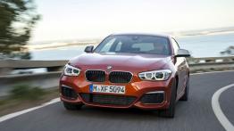 BMW M135i F21 Facelifting (2015) - widok z przodu