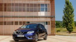 Nissan Pulsar (2014) - widok z przodu