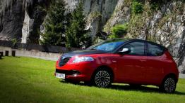 Lancia Ypsilon IV 1.2 8V 69KM - galeria redakcyjna - lewy bok