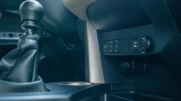 Toyota RAV4 IV 2.0 D-4D 124KM - galeria redakcyjna - skrzynia biegów