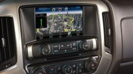 Chevrolet Silverado HD 2015 - konsola środkowa