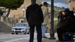 BMW 335i Gran Turismo M Sport Package (2014) - widok z przodu