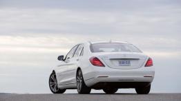 Mercedes S 350 BlueTEC (2014) - widok z tyłu