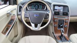Volvo XC60 Facelifting 2.4 D5 215KM - galeria redakcyjna - kokpit