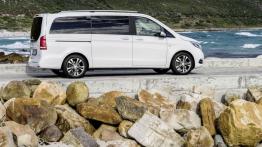 Mercedes klasy V (2014) - prawy bok