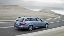 Mercedes E 350 CDI 4MATIC W212 kombi - prawy bok
