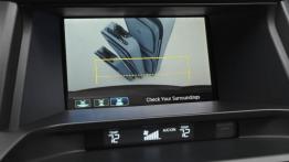 Honda Crosstour Facelifting - radio/cd/panel lcd