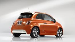 Fiat 500e - widok z tyłu