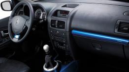 Renault Clio II V6 - pełny panel przedni