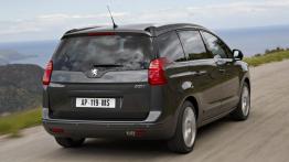 Peugeot 5008 - widok z tyłu