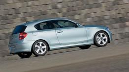 BMW Seria 1 Hatchback 3D - prawy bok