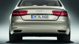 Audi A8 D4 Long - widok z tyłu