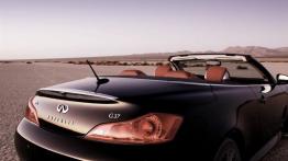 Infiniti G Cabrio IPL - tył - inne ujęcie