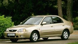 Kia Shuma II - lewy bok